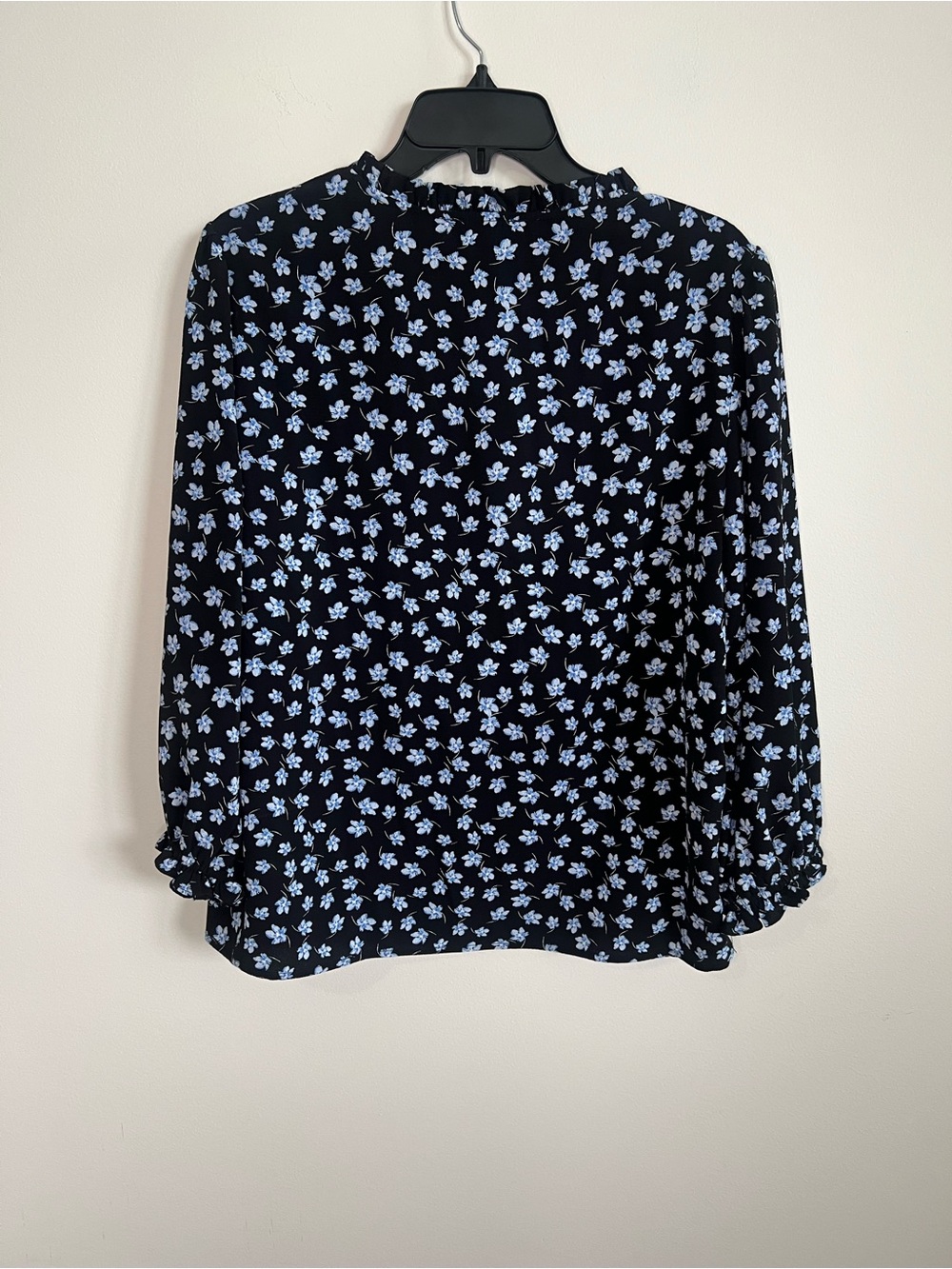 CeCe Black Blouse with Light Blue Floral Print - Picture 4 of 5